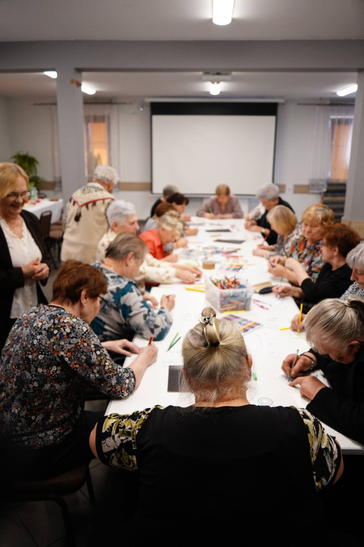 Dzień Kobiet w Klubie Seniora w Komarówce