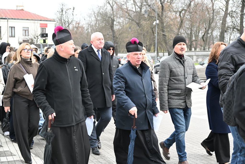 XII Katyńska Droga Krzyżowa w Radzyniu