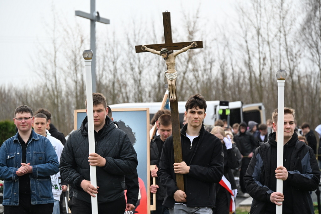 XII Katyńska Droga Krzyżowa w Radzyniu