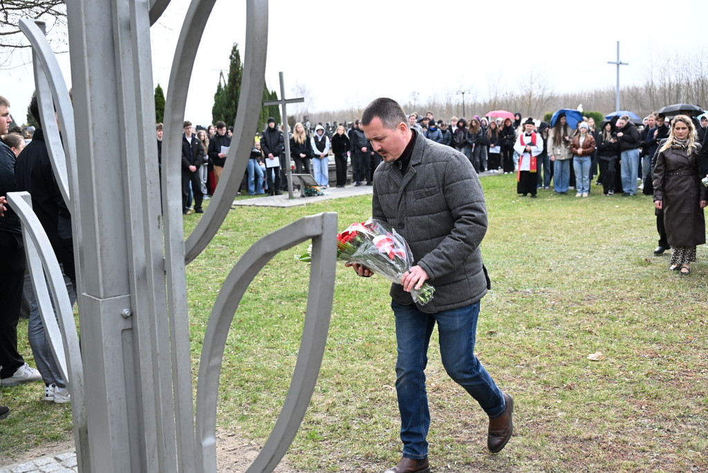 XII Katyńska Droga Krzyżowa w Radzyniu