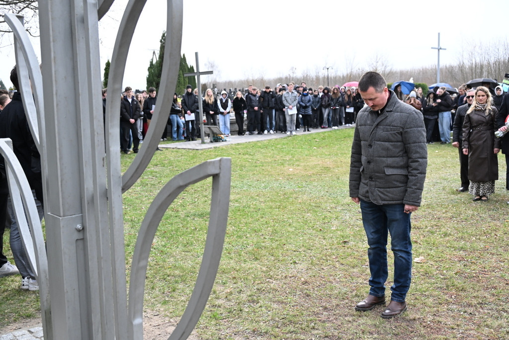 XII Katyńska Droga Krzyżowa w Radzyniu