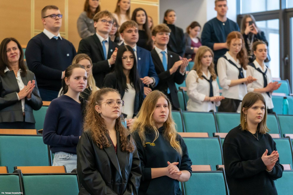 Uczniowie II LO na Akademii Prawa