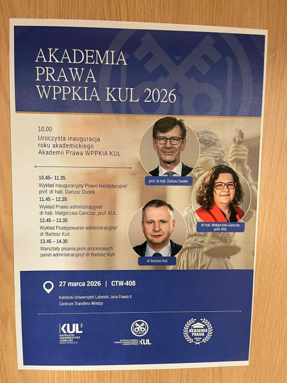 Uczniowie II LO na Akademii Prawa