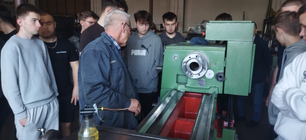 Wizyty uczniów ZSP w zakładach pracy