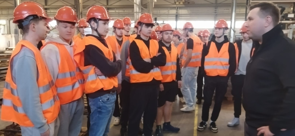 Wizyty uczniów ZSP w zakładach pracy