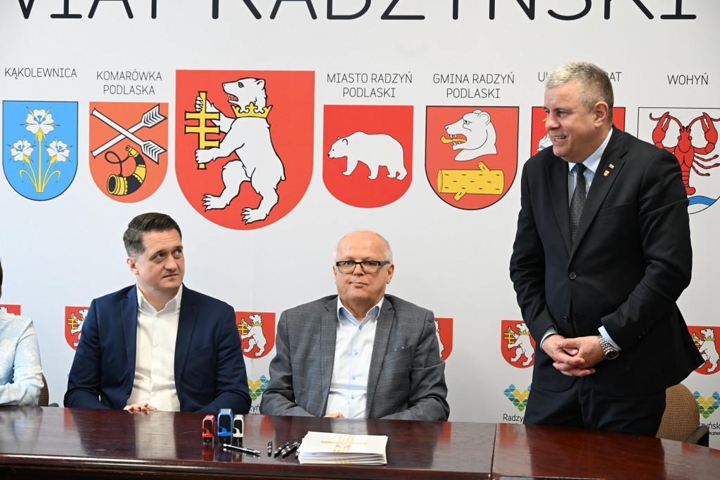 Umowa na przebudowę drogi Bełcząc-Czemierniki