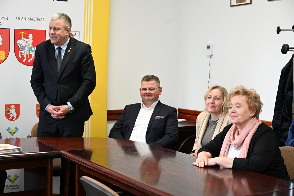 Umowa na przebudowę drogi Bełcząc-Czemierniki