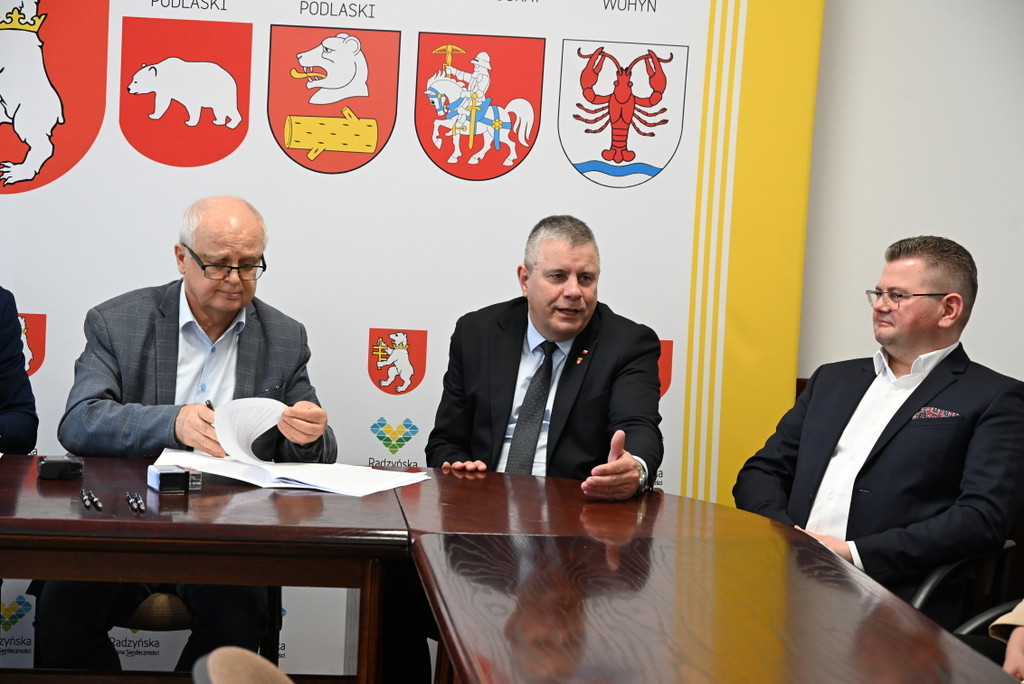 Umowa na przebudowę drogi Bełcząc-Czemierniki