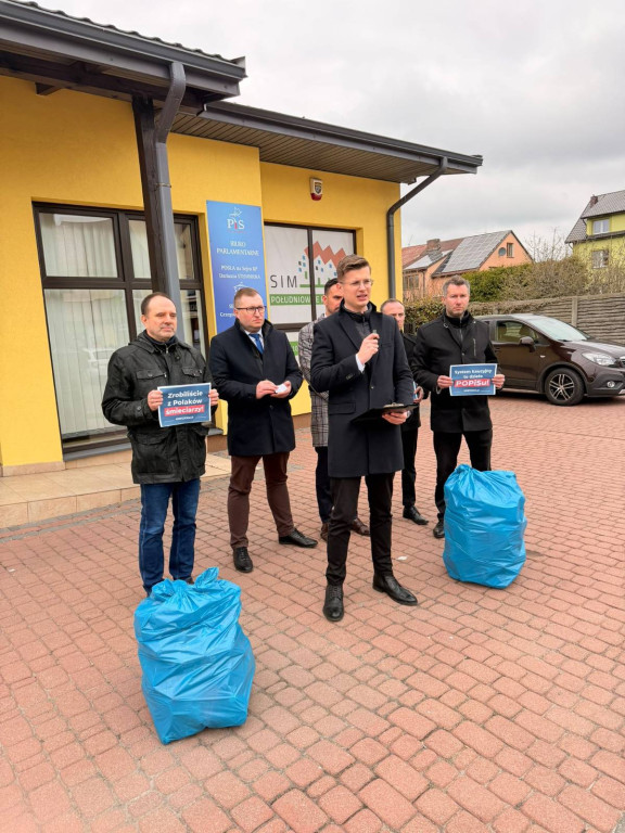 Protest w Białej P. przeciw systemowi kaucyjnemu
