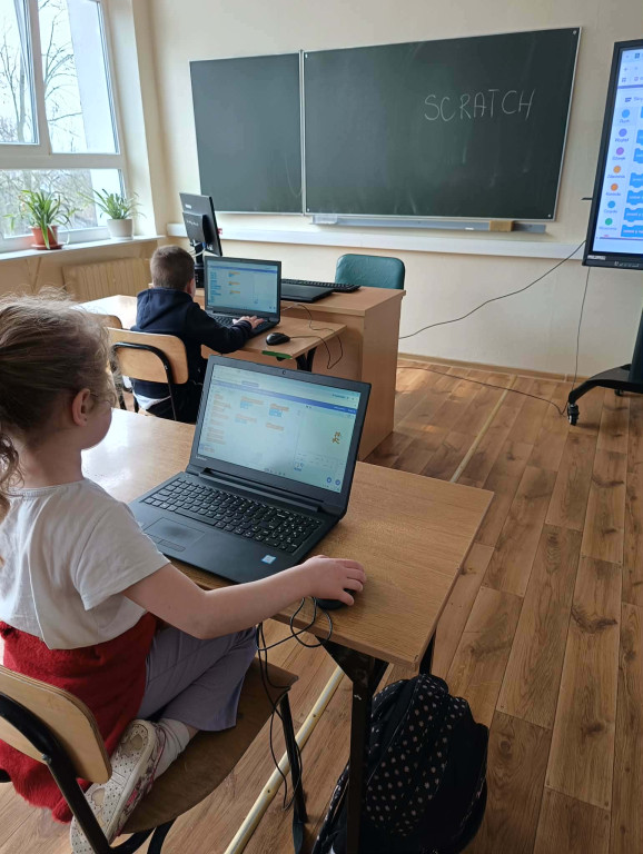 Projekt edukacyjny w SP w Komarówce Podlaskiej