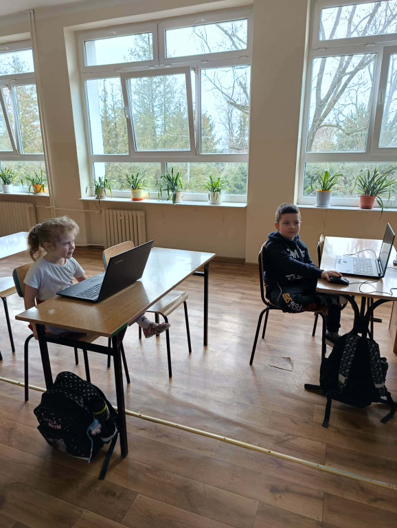Projekt edukacyjny w SP w Komarówce Podlaskiej