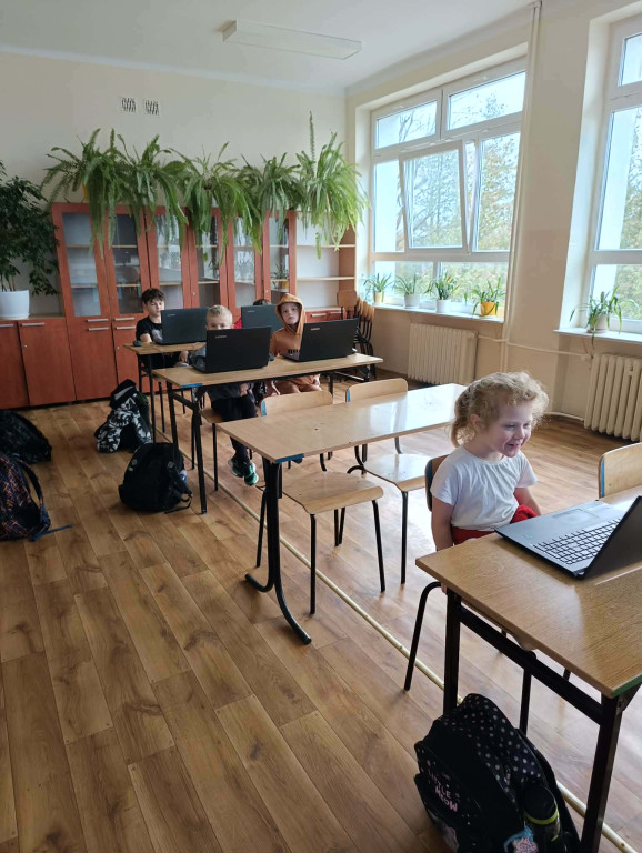 Projekt edukacyjny w SP w Komarówce Podlaskiej