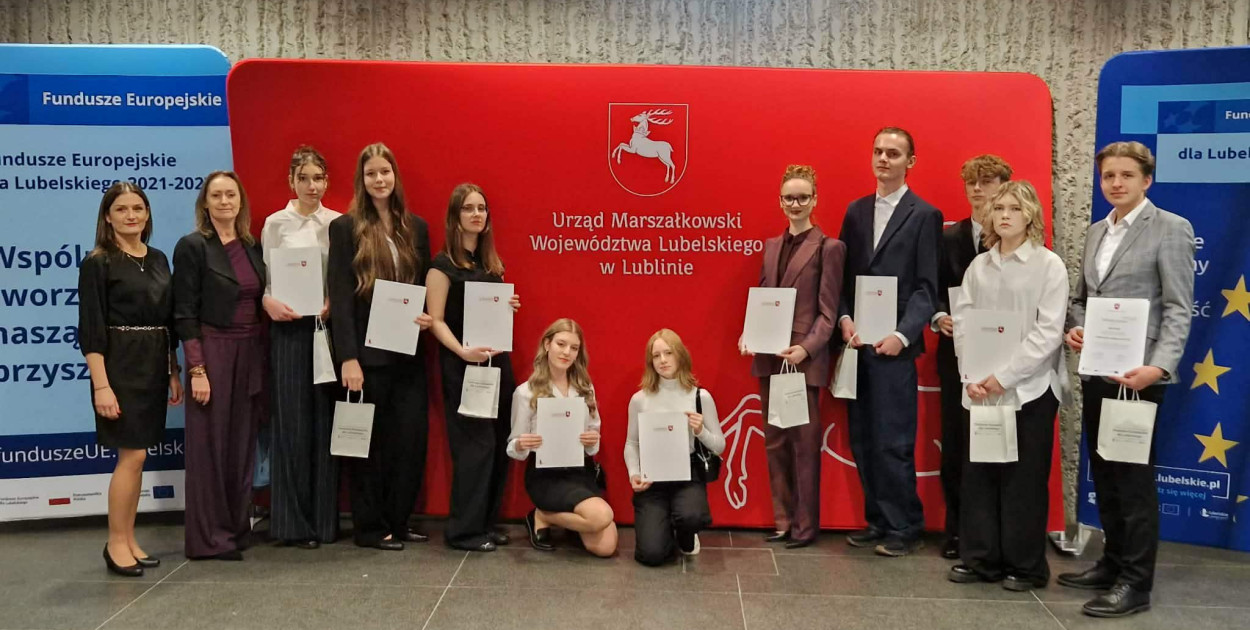 Wręczenie dyplomów stypendystom z I LO