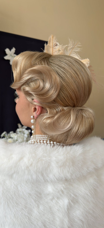 Uczennice ZSP na konkursie fryzjerskim