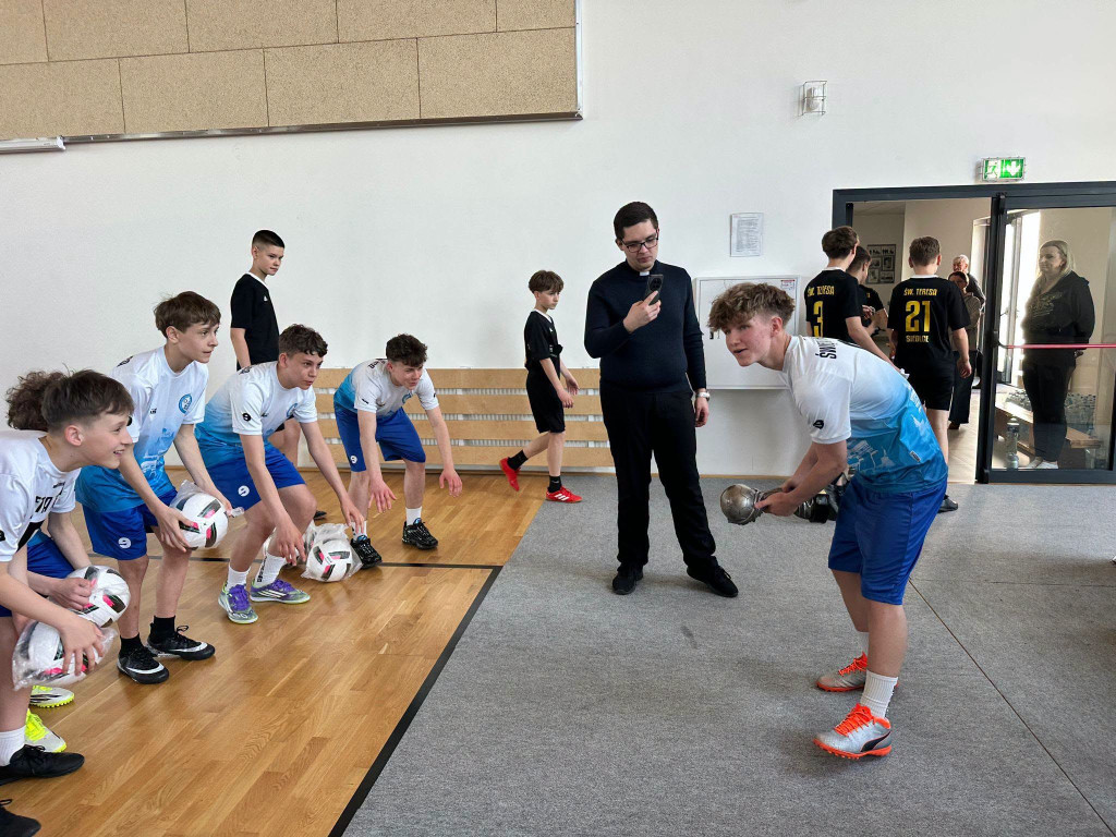 Radzyńscy ministranci na turnieju piłkarskim