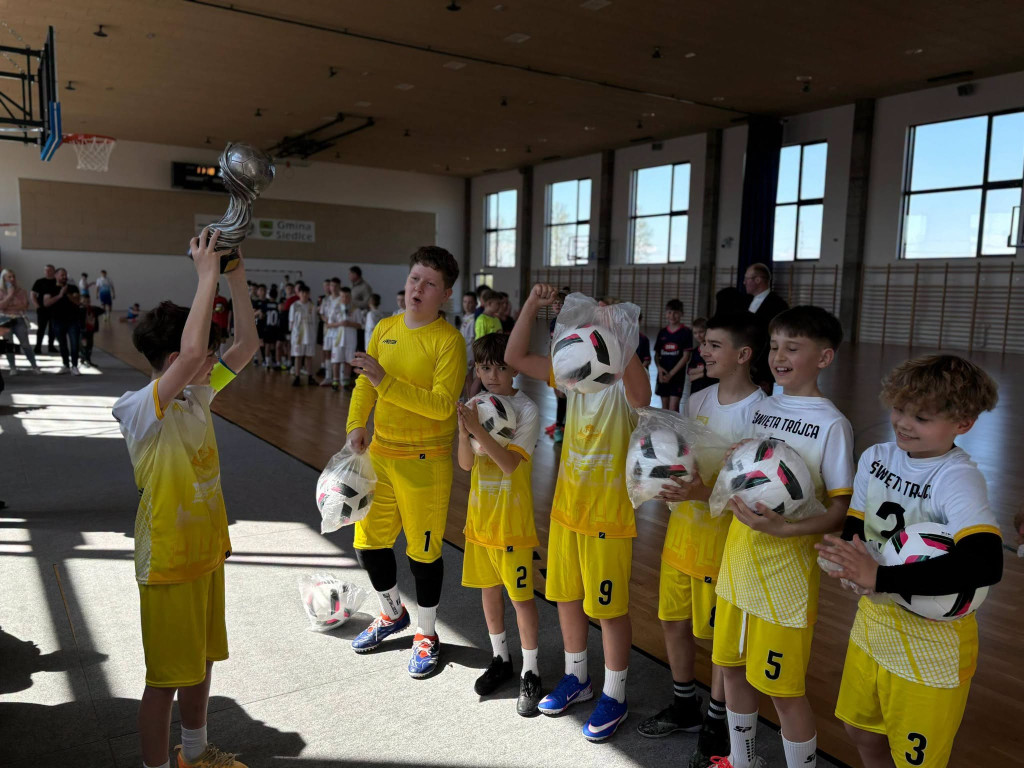 Radzyńscy ministranci na turnieju piłkarskim