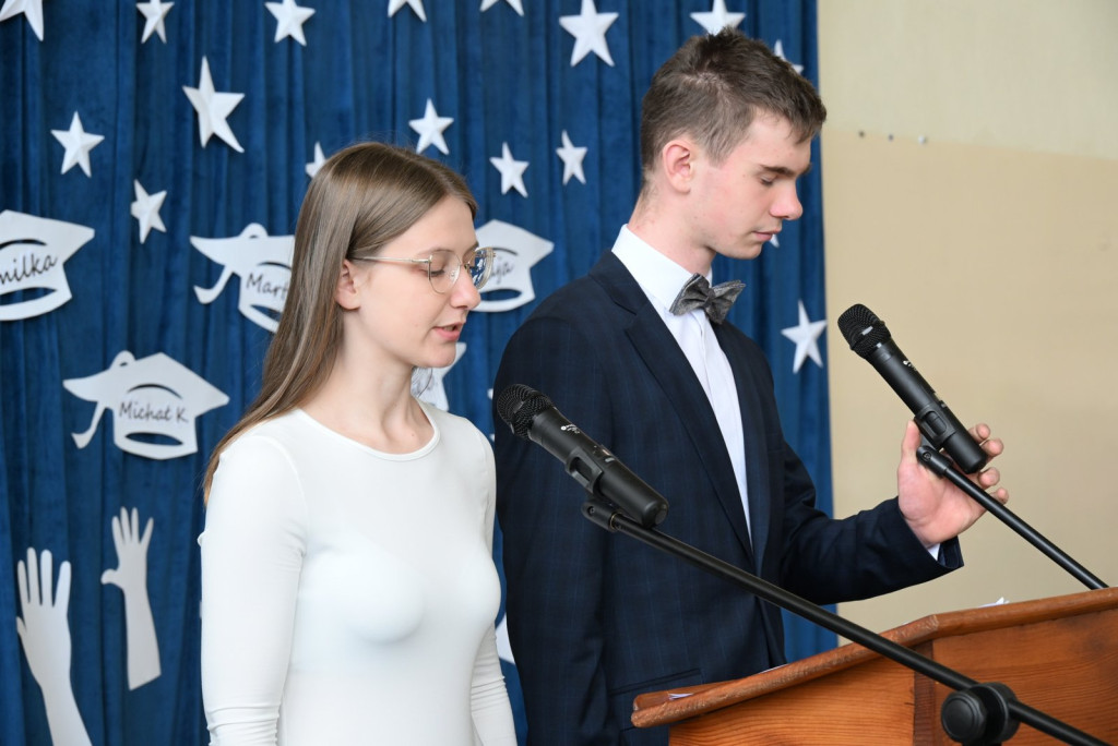 Zakończenie roku szkolnego maturzystów w ZSR