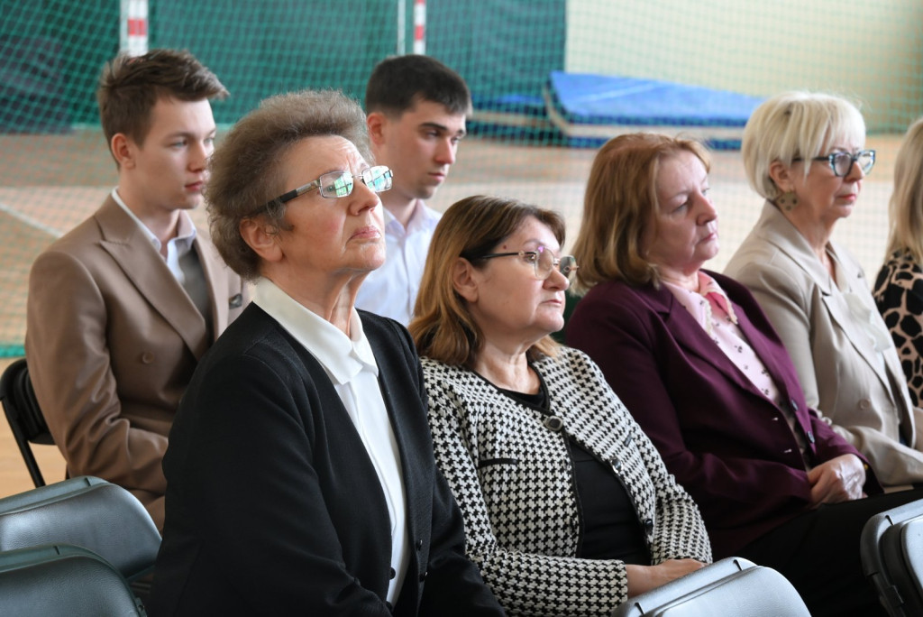 Zakończenie roku szkolnego maturzystów w ZSR