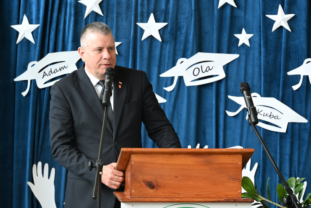 Zakończenie roku szkolnego maturzystów w ZSR