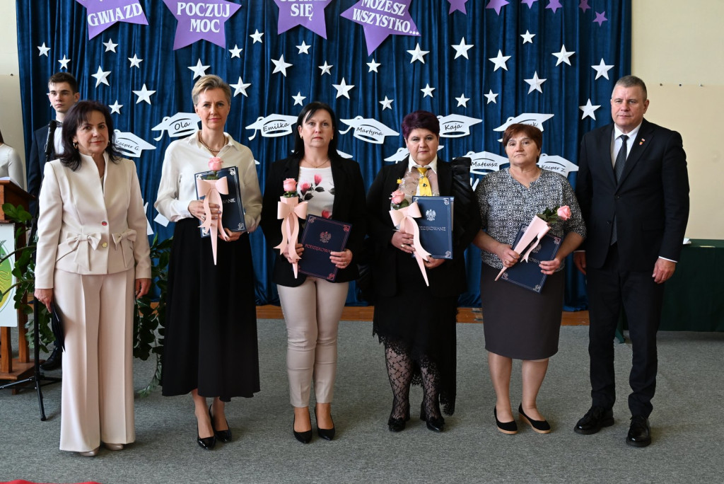 Zakończenie roku szkolnego maturzystów w ZSR