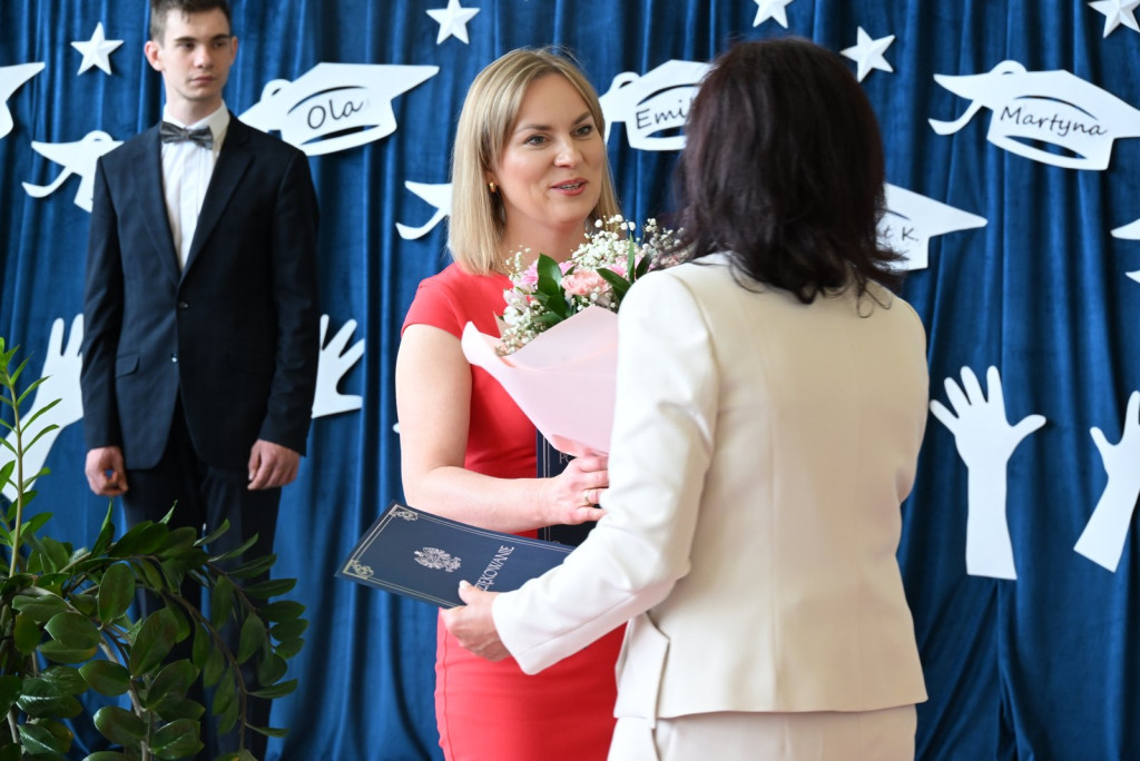 Zakończenie roku szkolnego maturzystów w ZSR