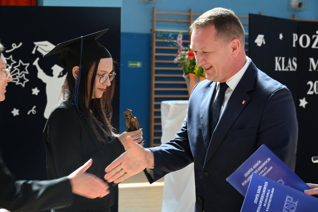 Zakończenie roku szkolnego maturzystów w ZSP