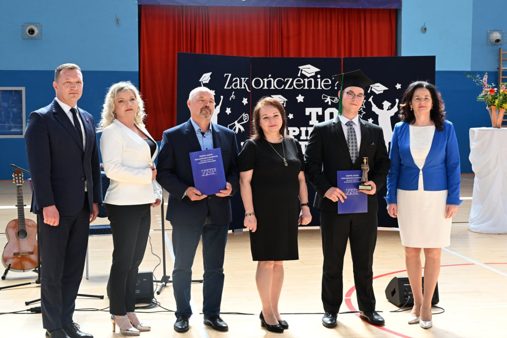 Zakończenie roku szkolnego maturzystów w ZSP