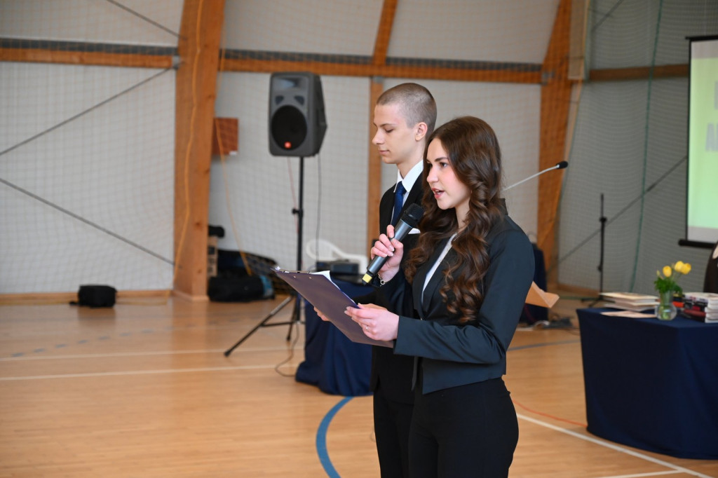 Zakończenie roku szkolnego maturzystów w I LO