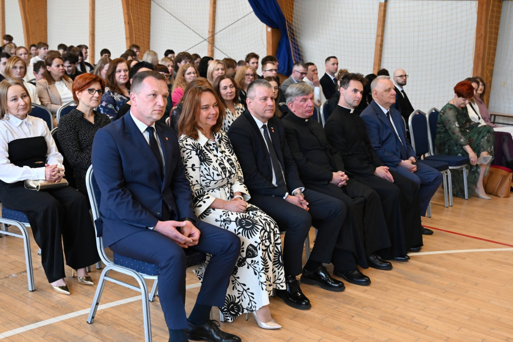 Zakończenie roku szkolnego maturzystów w I LO