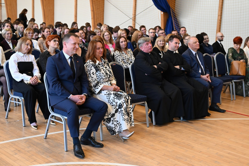 Zakończenie roku szkolnego maturzystów w I LO