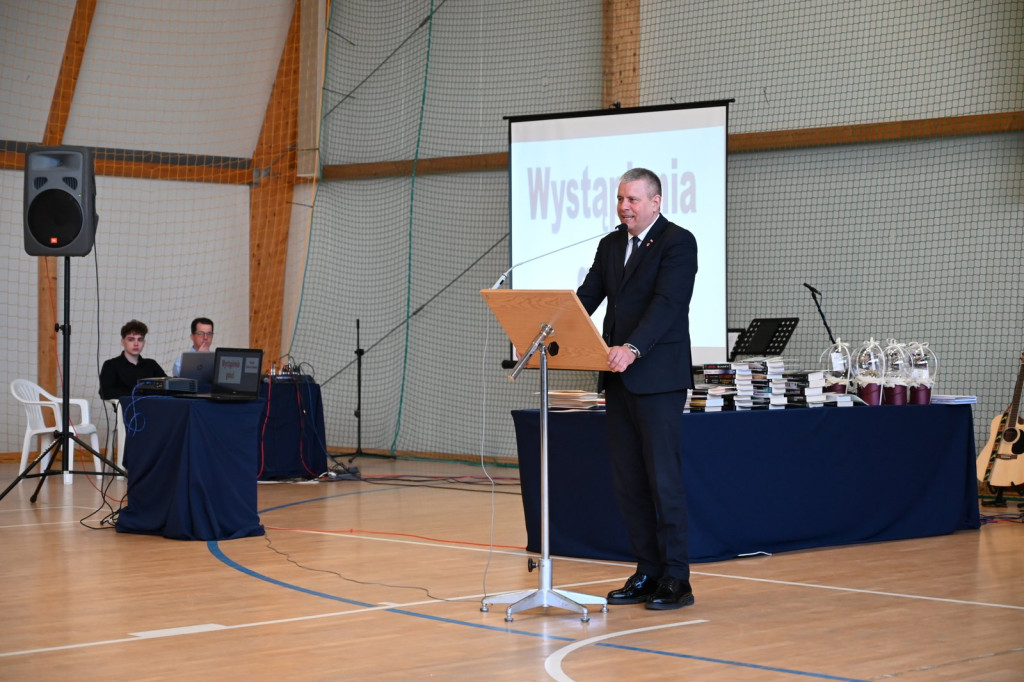 Zakończenie roku szkolnego maturzystów w I LO