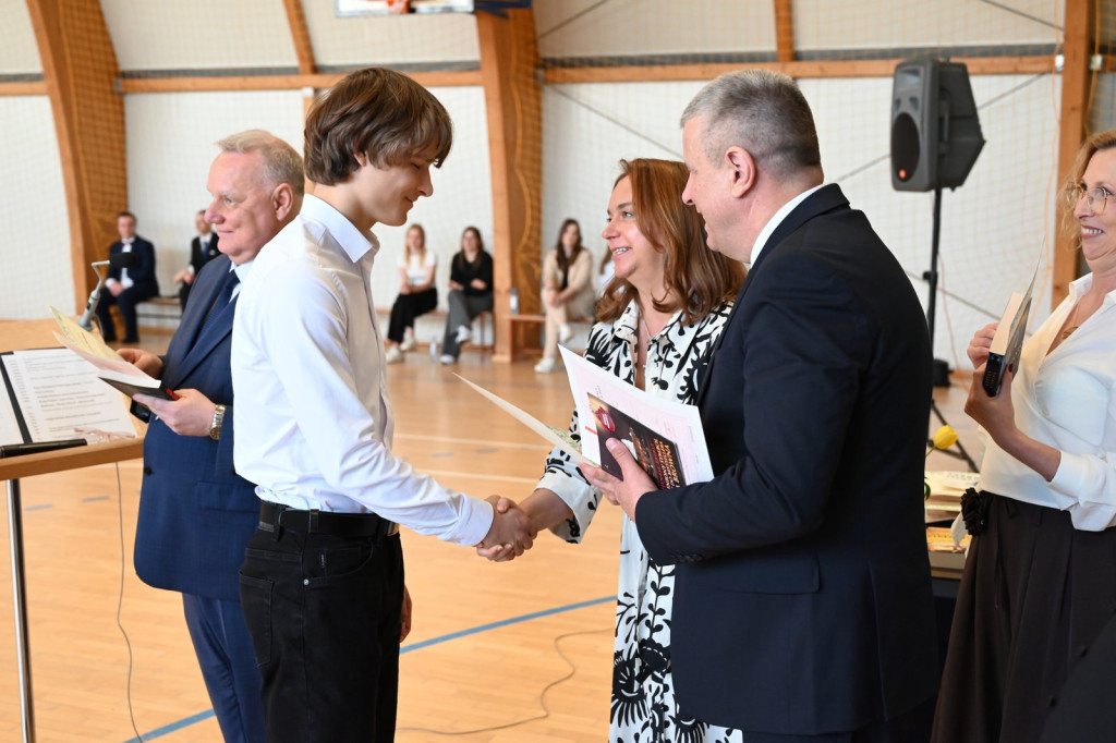 Zakończenie roku szkolnego maturzystów w I LO