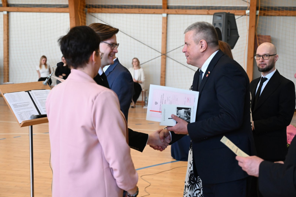 Zakończenie roku szkolnego maturzystów w I LO