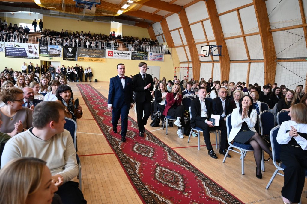 Zakończenie roku szkolnego maturzystów w I LO