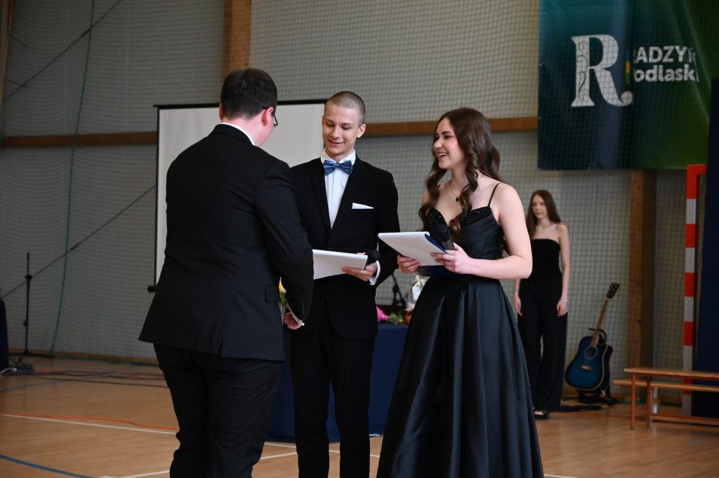 Zakończenie roku szkolnego maturzystów w I LO