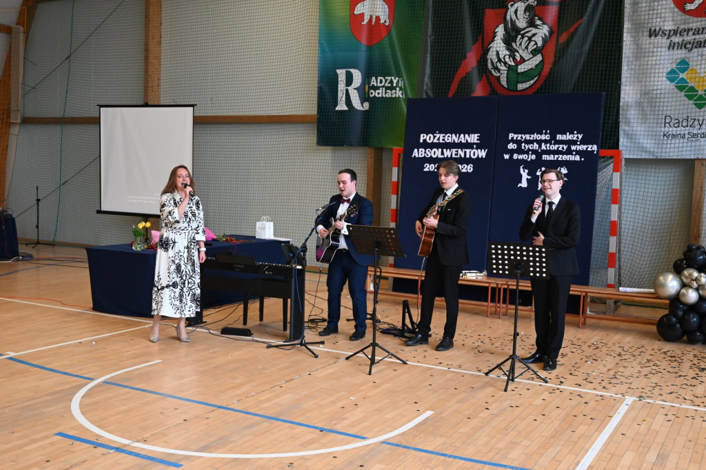 Zakończenie roku szkolnego maturzystów w I LO