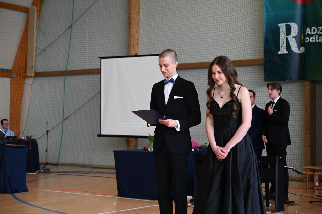Zakończenie roku szkolnego maturzystów w I LO