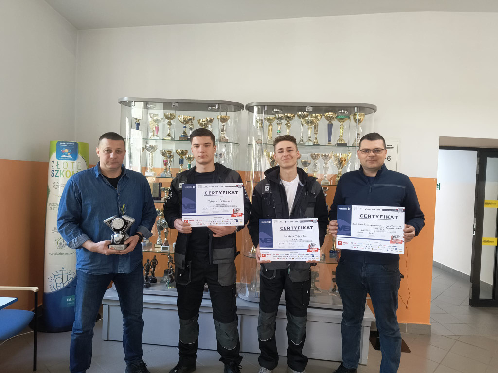 Uczniowie ZSP na Mistrzostwach Mechaników