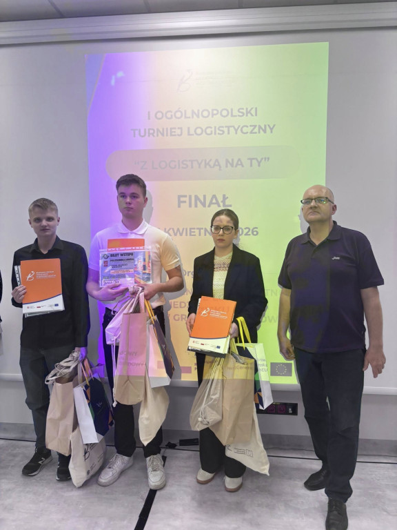 Uczniowie ZSP na turnieju logistycznym