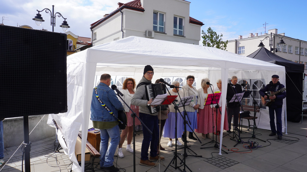 Biesiada przy Fontannie