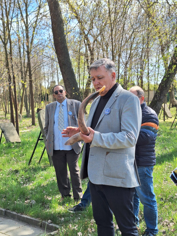 Rowerowy Rajd Szlakami Cmentarzy Żydowskich