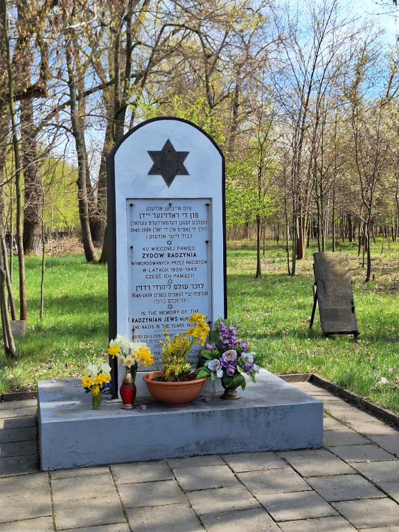 Rowerowy Rajd Szlakami Cmentarzy Żydowskich