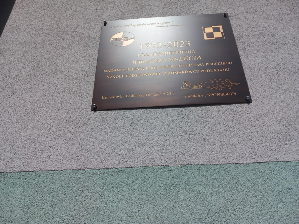 Dzień patronów w SP w Komarówce