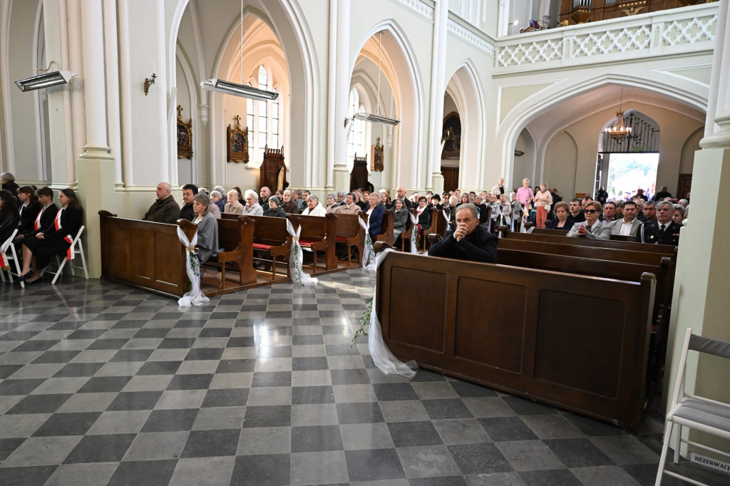 Obchody 3 maja i Dnia Strażaka w Komarówce