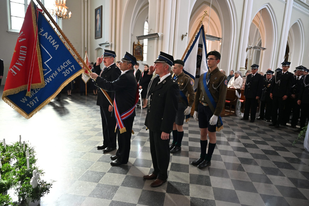 Obchody 3 maja i Dnia Strażaka w Komarówce