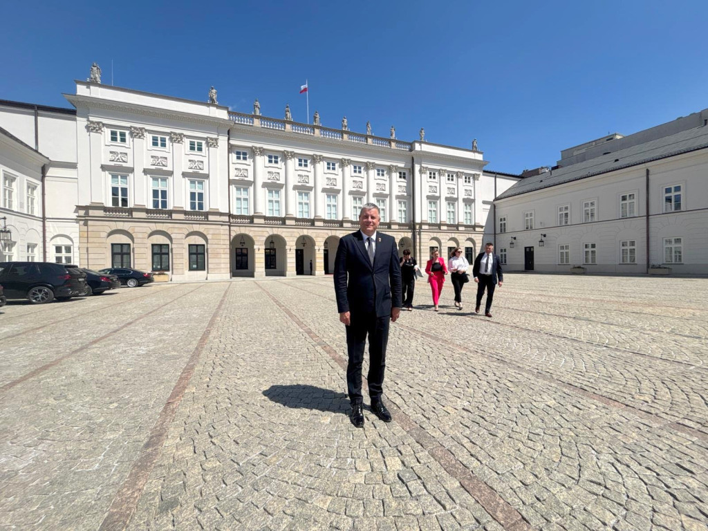 Władze powiatu radzyńskiego w pałacu prezydenckim