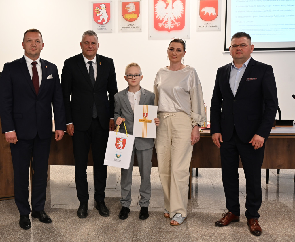 Sportowcy i trenerzy z powiatu nagrodzeni
