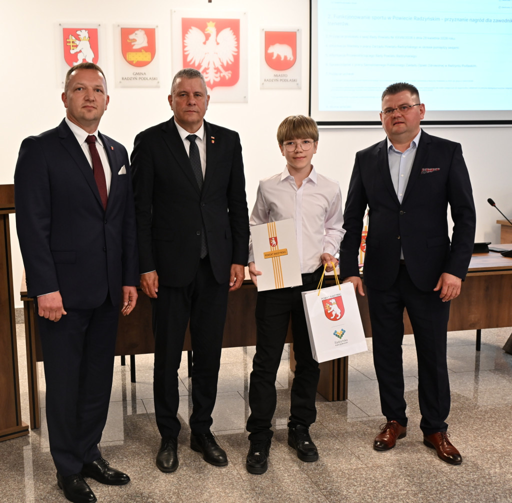 Sportowcy i trenerzy z powiatu nagrodzeni