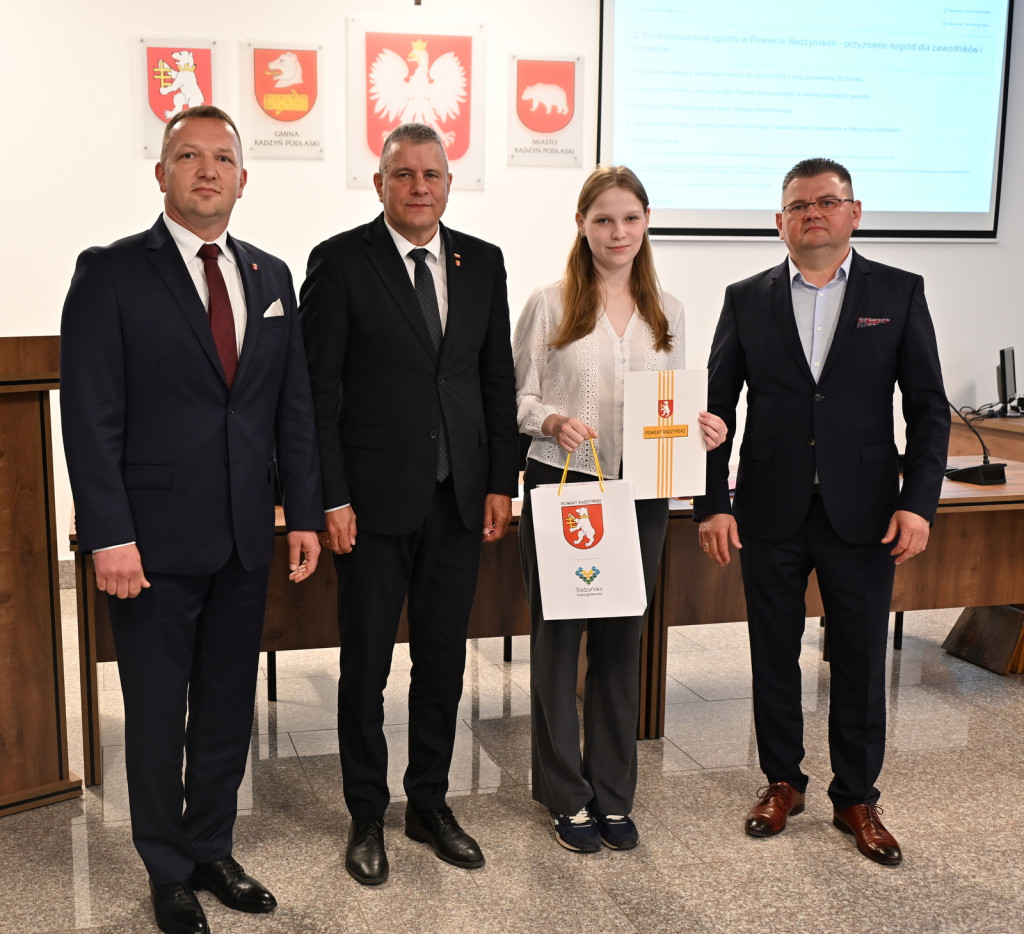 Sportowcy i trenerzy z powiatu nagrodzeni