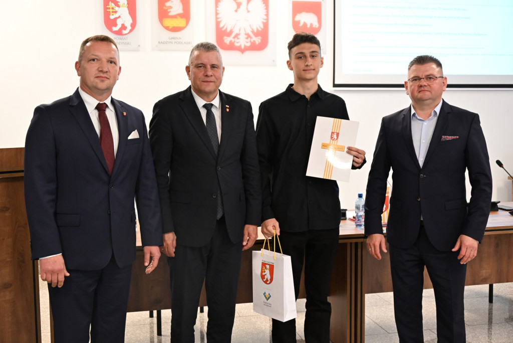 Sportowcy i trenerzy z powiatu nagrodzeni